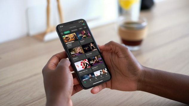 Betwinner App Casino Hand