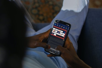 Mozzarbet App deposit Hand