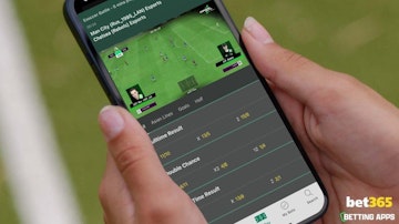 Esports being shown on iphone in the Bet365 app