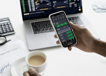 Smartmockups lw9i2u7g